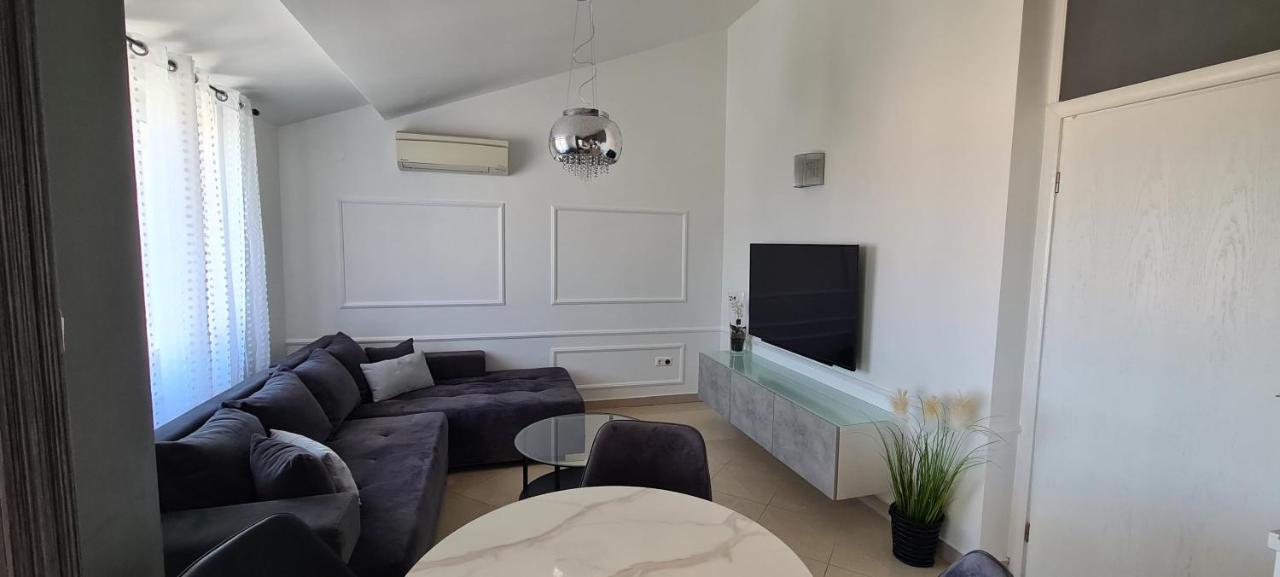 Apartman Moris 말린스카 외부 사진
